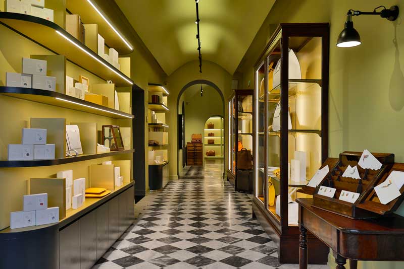 Pineider riparte dal travel retail e dalla tradizione fiorentina