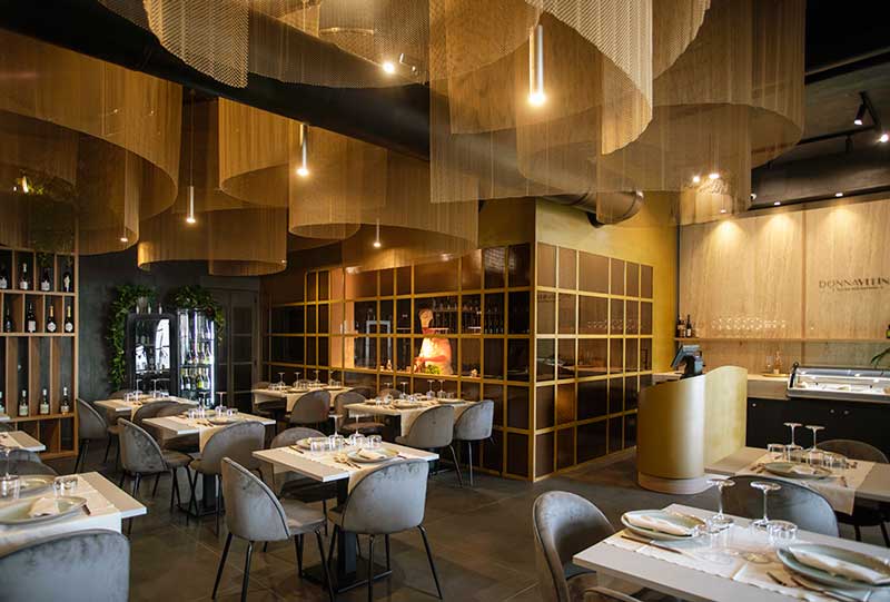 Intervento di restyling del ristorante Donna Vitina - Cucina Mediterranea realizzato dallo studio Puccio Collodoro Architetti 