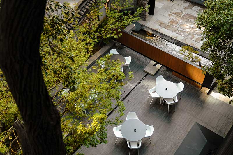 Songyun Villa Restaurant  - The courtyard,