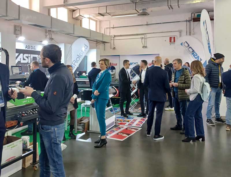 Viscom Bari per il mercato della comunicazione visiva