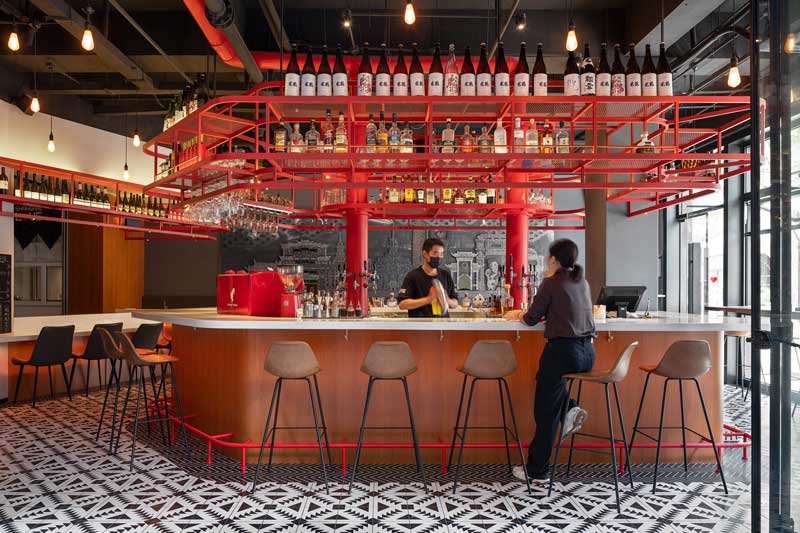 Q&A Studio designs the Shanghai Love restaurant bar 