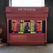 Sundek trasforma un edicola in un vero e proprio temporary store