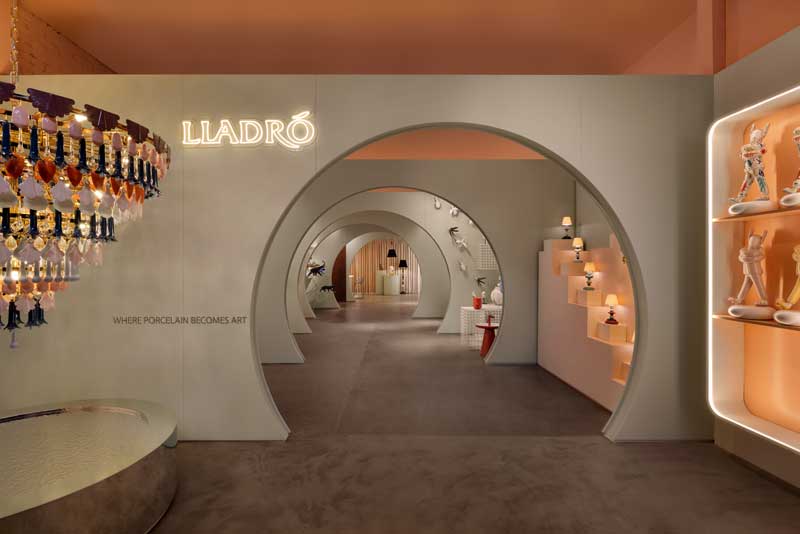 Carmen Baselga designs the Lladró showroom in New York