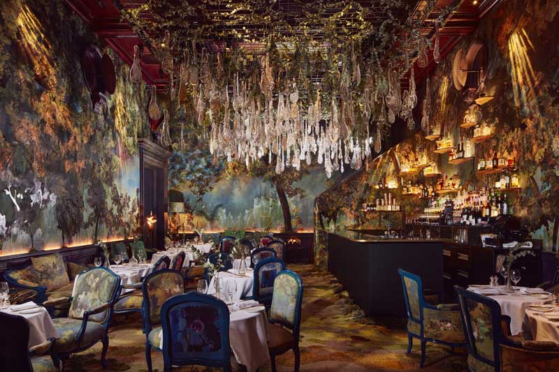 Nature inspired glass installation by Lasvit illuminates the three-star Michelin restaurant The Sketch in London