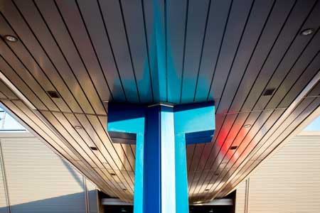 Il Centro Commerciale Megalò sceglie la tecnologia LED di Signify per un’illuminazione più innovativa, performante e sostenibile