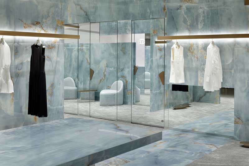 Curiosity firma il concept della nuova boutique m-i.d a Kobe