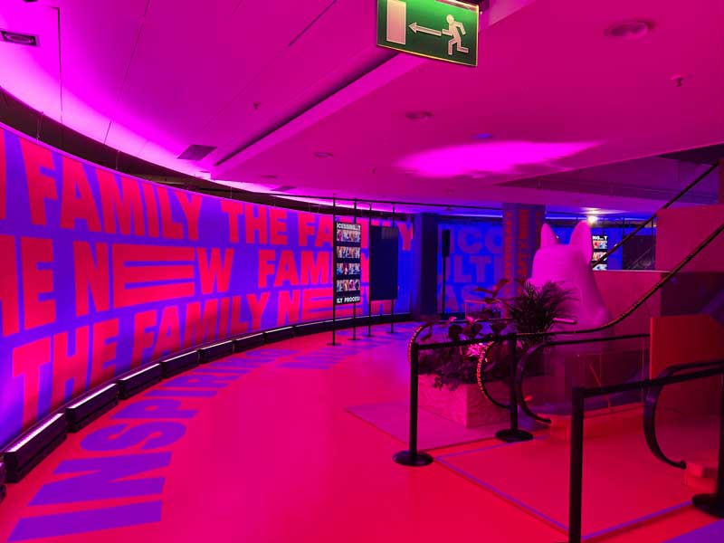 creative pop-up location for MINI in a department store in Stachus, in Munich