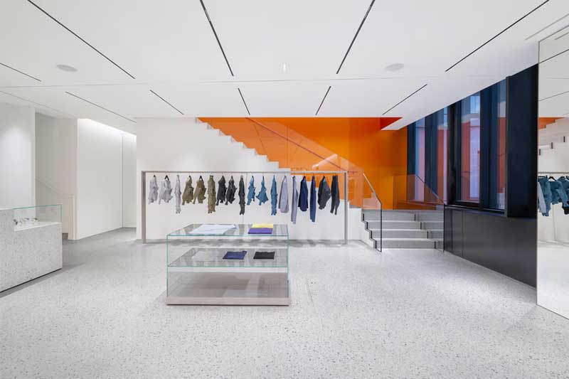 Issey Miyake flagship store di Parigi