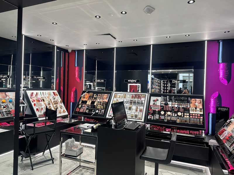 beauty store Naima, Ancona