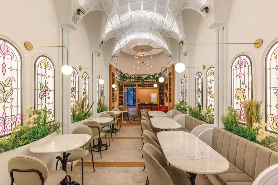 Selah Cafè a Córdoba, vista interna dello spazio principale