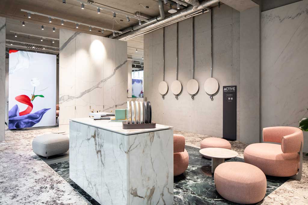 ICG Gallery Berlin lounge area with seating and contemporary interior design