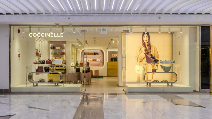 Esterno boutique Coccinelle Abu Dhabi