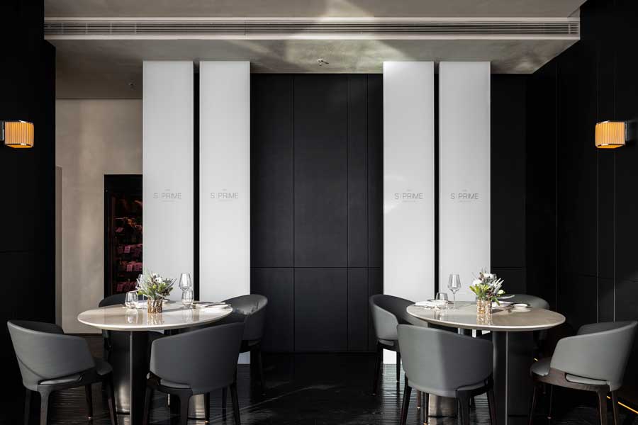 Detail of US’ PRIME 1885 Steak House in Hangzhou showing bespoke finishes and lighting design