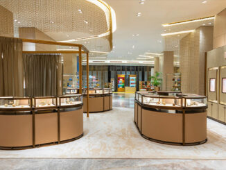 Vista interna della boutique Damiani a Doha