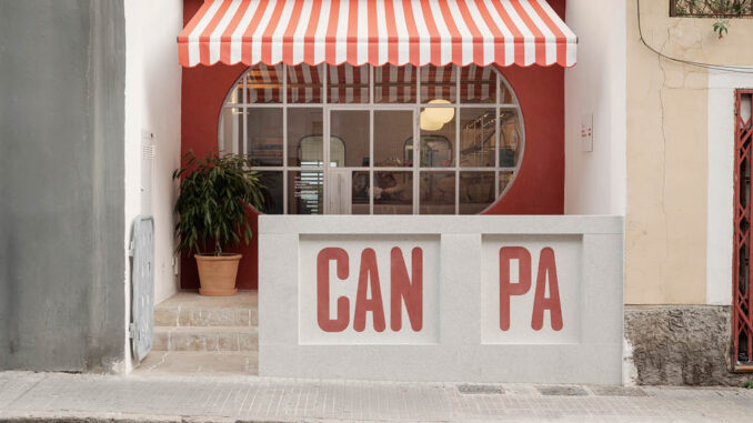 Can Pa, located at Avenida Joan Miró, 37 in the heart of the El Terreno neighborhood in Majorca, offers a wide variety of bakery products, including natural sourdough bread, sweet and savory pastries, chocolates, ice creams, and dessert