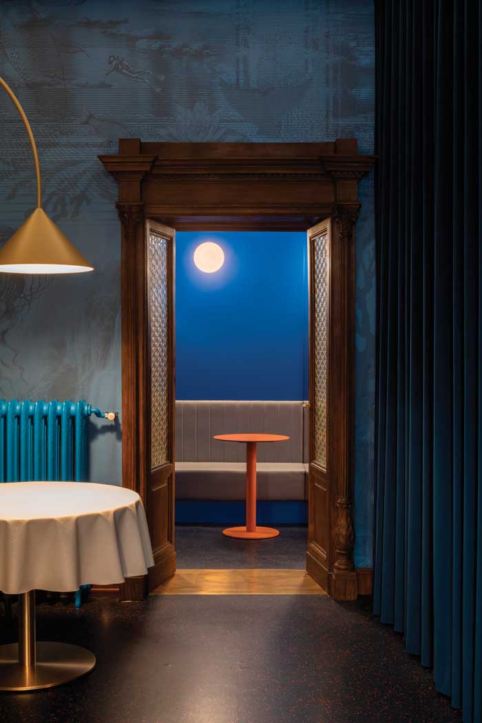 Detail Contraste Luxury Restaurant in Milan
