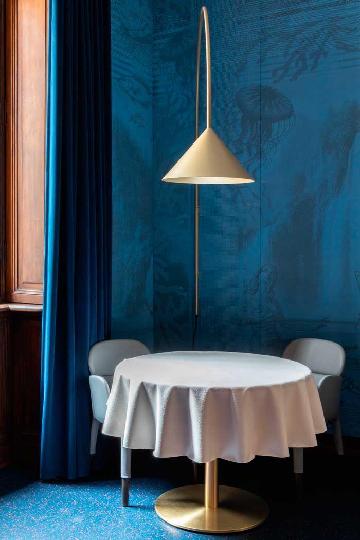 Contraste Luxury Restaurant in Milan