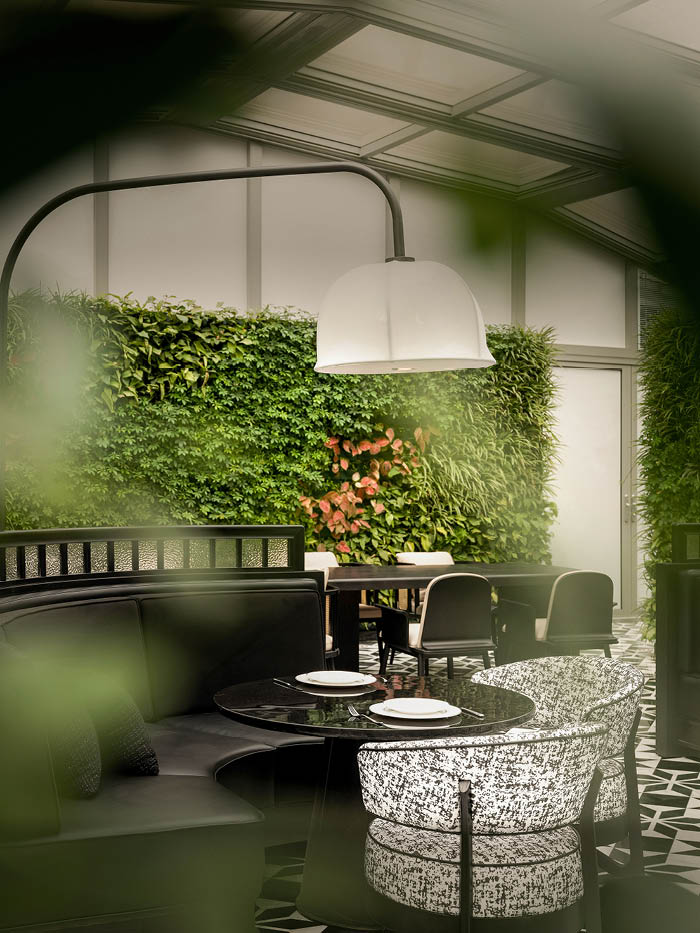 Louie Castle Sycamore Hotel in Chengdu by CCD