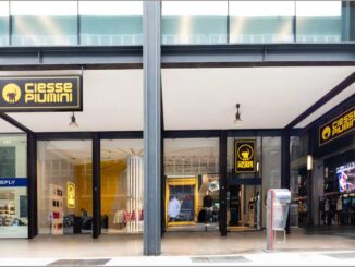 Ciesse Piumini flagship store in Corso Europa a Milano