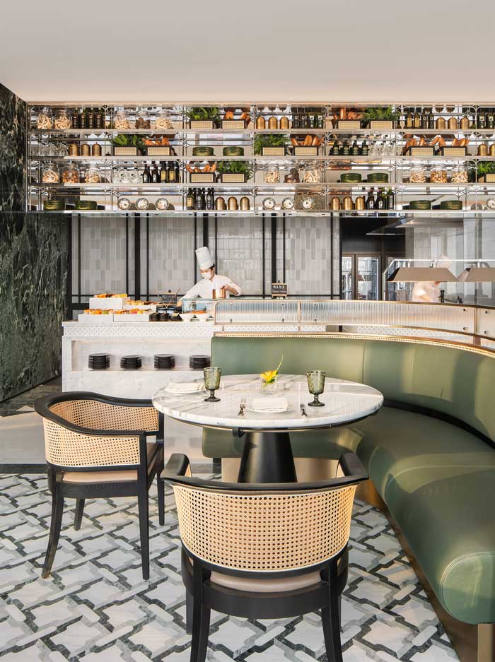 Bar area of the Shangri-La Nanshan hotel in Shenzhen.
