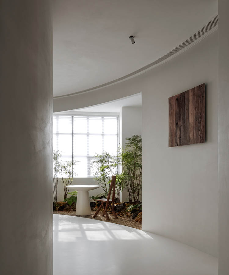 Wood Gallery - Moving toward curated retail experiences