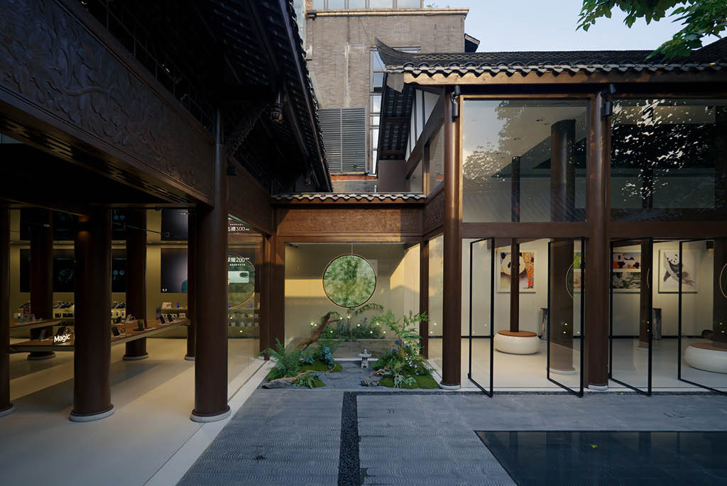 HONOR Chengdu Flagship Store redefines the conventional technology retail model