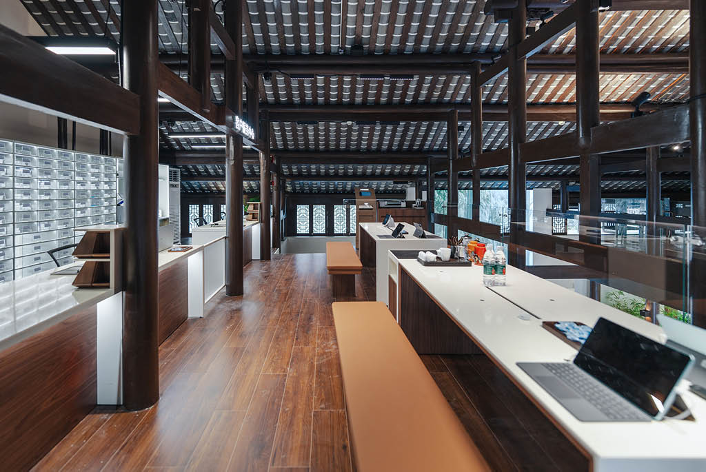 HONOR Chengdu Flagship Store