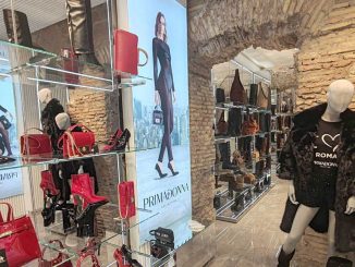 Negozio Primadonna collection in via del Corso a Roma