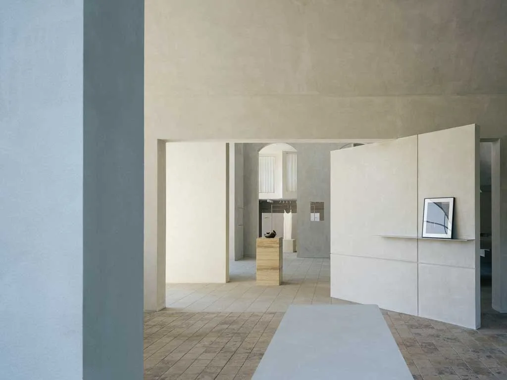 Interior of Shan Ding You Feng Photography Art Space  