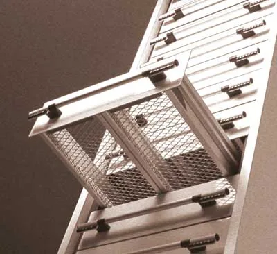 Meticulously designed with attention to every detail, TAXIS 2 is a modern, elegant, and highly functional drawer system for pharmacies, available at a competitive price.