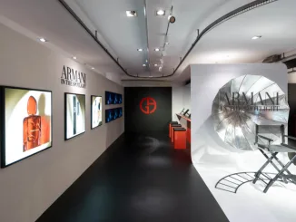 set cinematografico allestito da Armani beauty