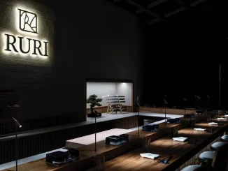 Illuminazione teatrale del ristorante giapponese a Napoli firmato Takeda Katsuya