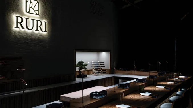 Illuminazione teatrale del ristorante giapponese a Napoli firmato Takeda Katsuya