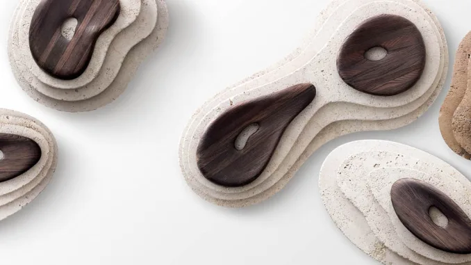 Sedute in marmo di design Oasi by Kreoo con inserti in legno modellato