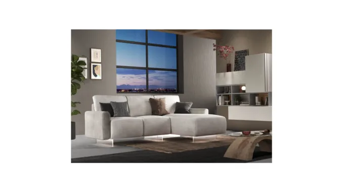 Soggiorno moderno con divano e illuminazione naturale, esempio di comfort domestico e nuove tecnologie