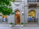 Facciata esterna della casa storica che ospita lo store Therapy a Córdoba