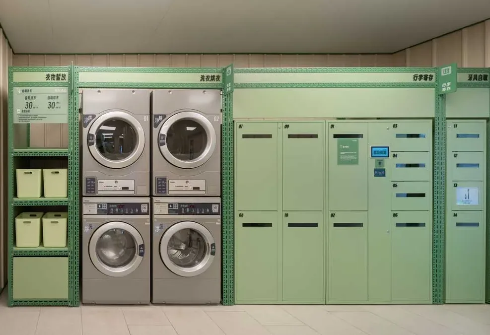 Lavanderia e lockers del Hi Inn Self-Service a Ningbo per ospiti self-service