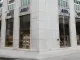 Facciata del flagship store Autry in Piazza San Babila