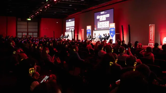 Forum Retail – platea durante una sessione plenaria