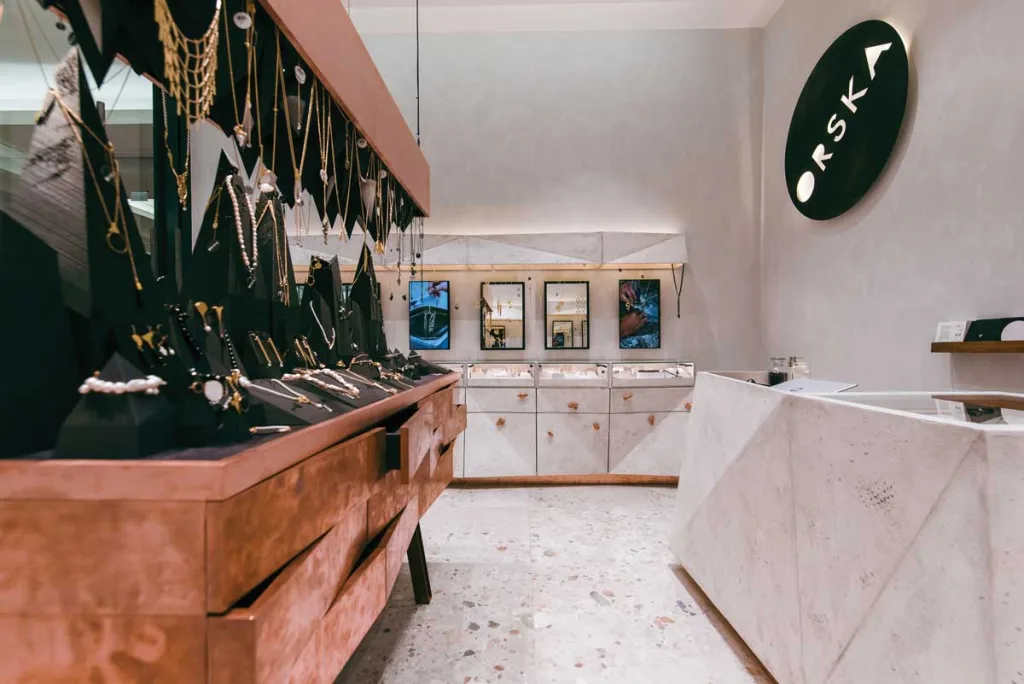 Interior of the ORSKA jewellery boutique in Katowice designed by mode:lina™