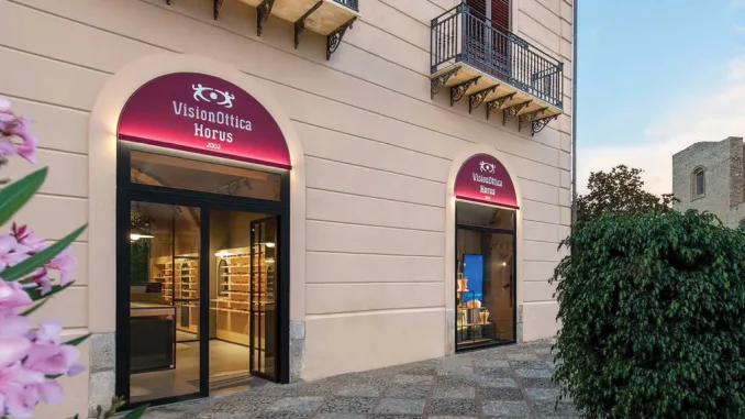 Facciata di Vision Ottica Horus a Termini Imerese progettata da PiùStore
