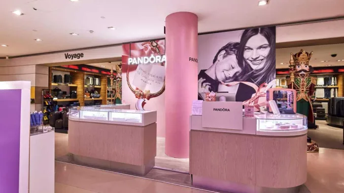 temporary store Pandora alla Rinascente Milano Piazza Duomo