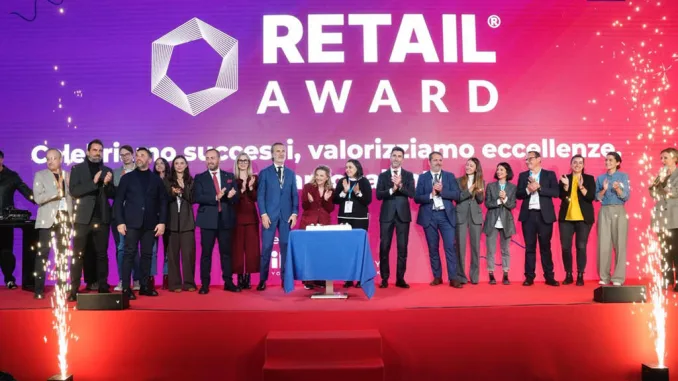 Foto di gruppo dei vincitori dei retail award 2025