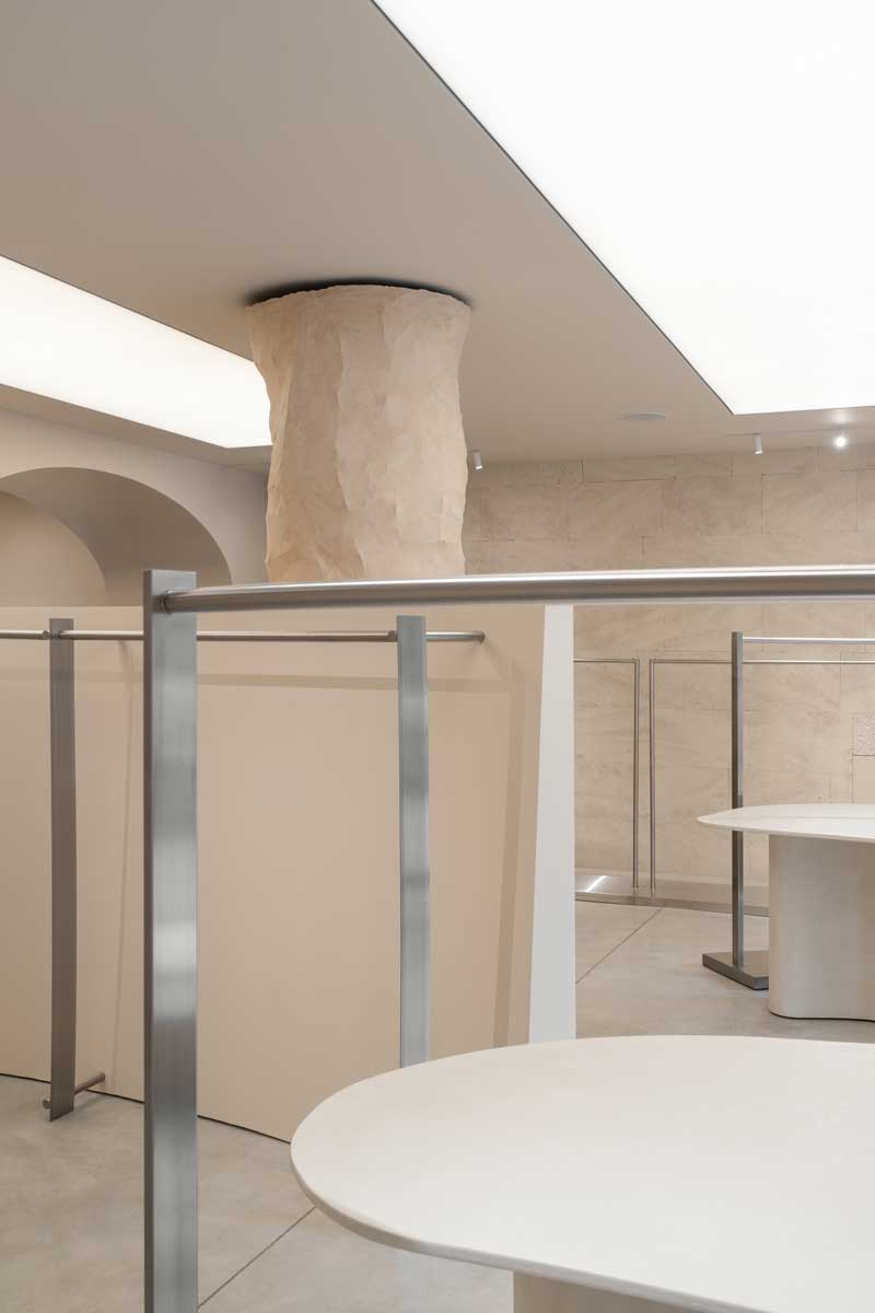 Interno del PAPAYA Showroom a Kiev