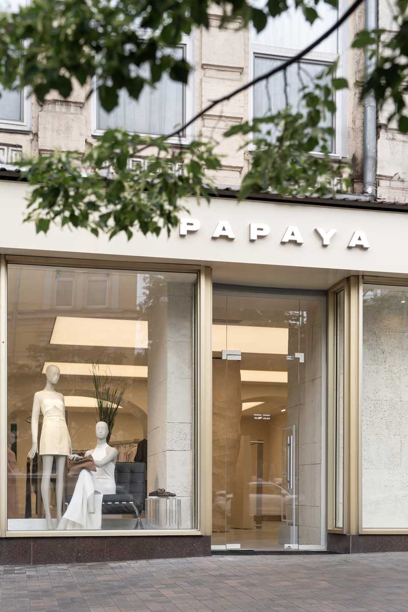 facciata del PAPAYA Showroom a Kiev
