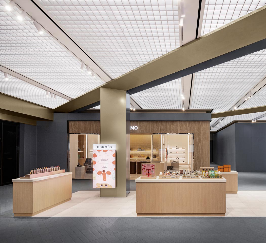 Hyundai Jungdong cosmetic department featuring Prada and Byredo