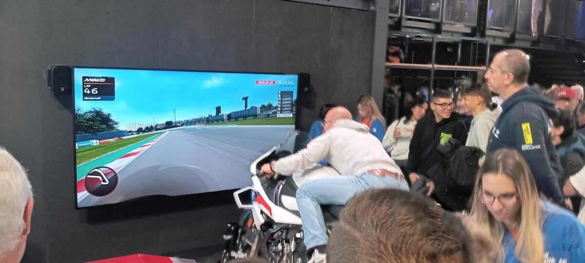 Simulatore Moto GP