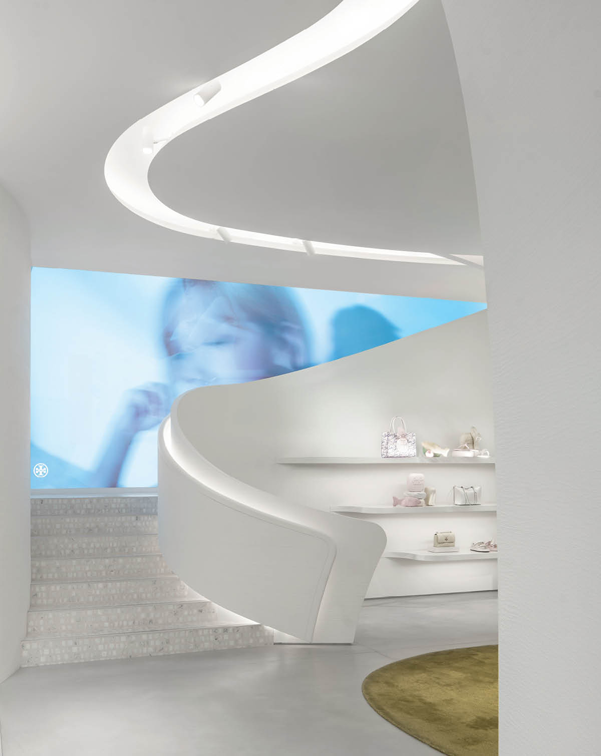 Tory Burch Shanghai flagship faรงade with lightweight translucent surfaces