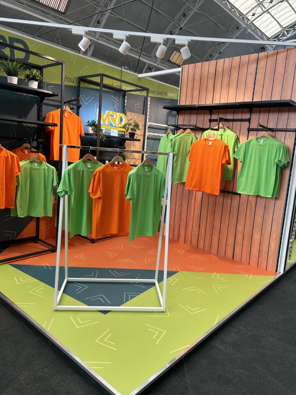 VM & Display Show 2024 visual merchandising installation featuring modular retail display systems