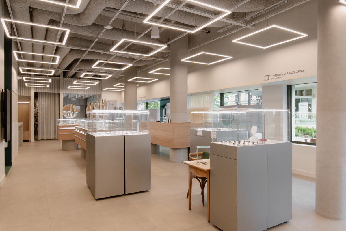 Contemporary interior design with modular displays at the MoJA Jewelry Museum in Poznań